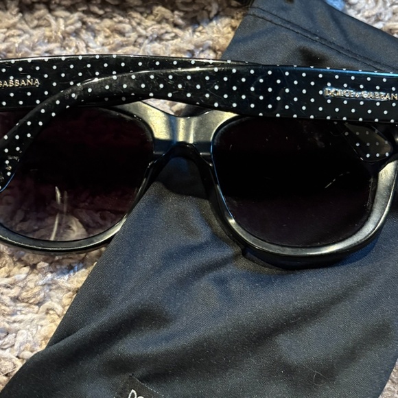 Dolce & Gabbana Sunglasses Large Frames Black with Polka Dots Style DG4270 main image 5